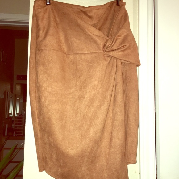 Camel Suede Skirt - Picture 1 of 2